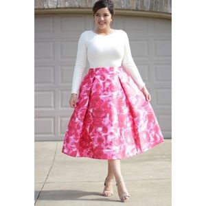 *Skirt society* pink & white full skirt